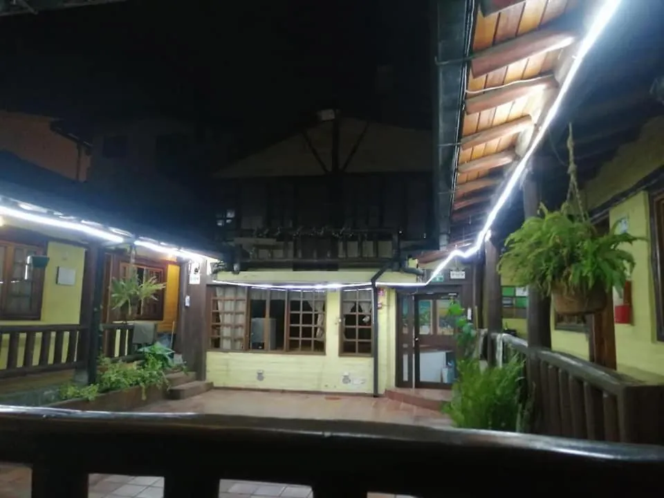 Hostal Orellana Guest house
